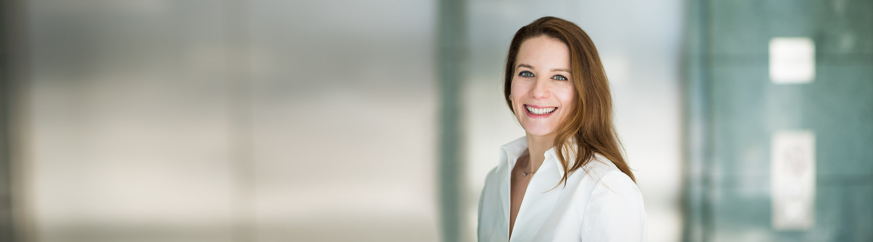 Portrait Dr. Mirra Elgurt, Kieferorthopädin in Luxemburg